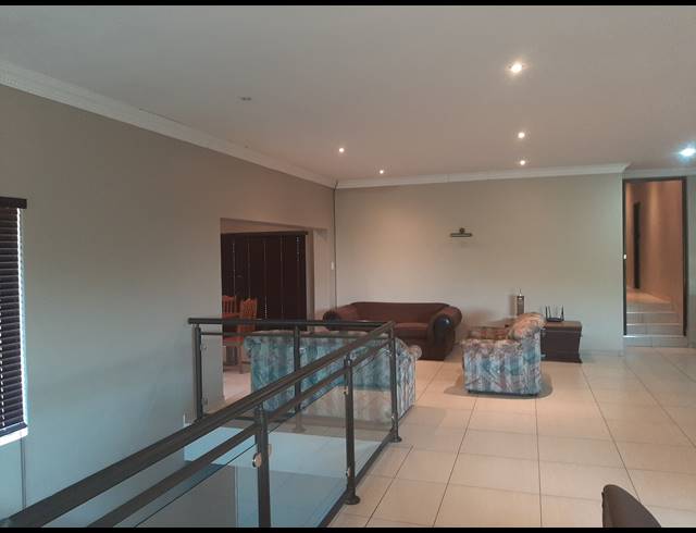 3 BEDROOM HOUSE FOR SALE IN SAFARI GARDENS